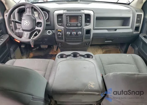 2017 Ram 1500 St z USA, uszkodzony, nr VIN 1C6RR6KG6HS561353